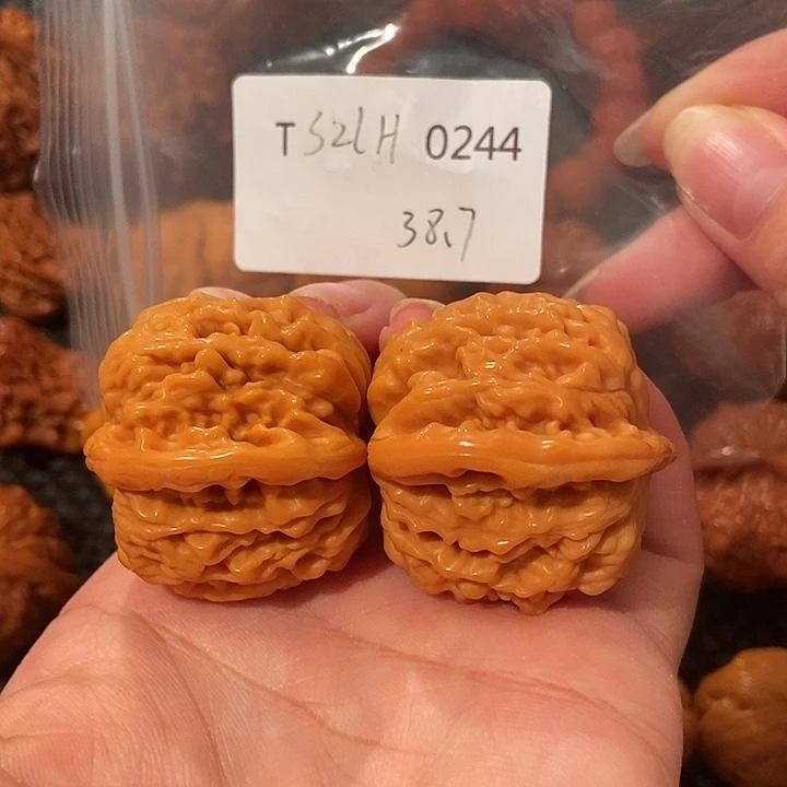 文玩核桃吊坠四座楼38