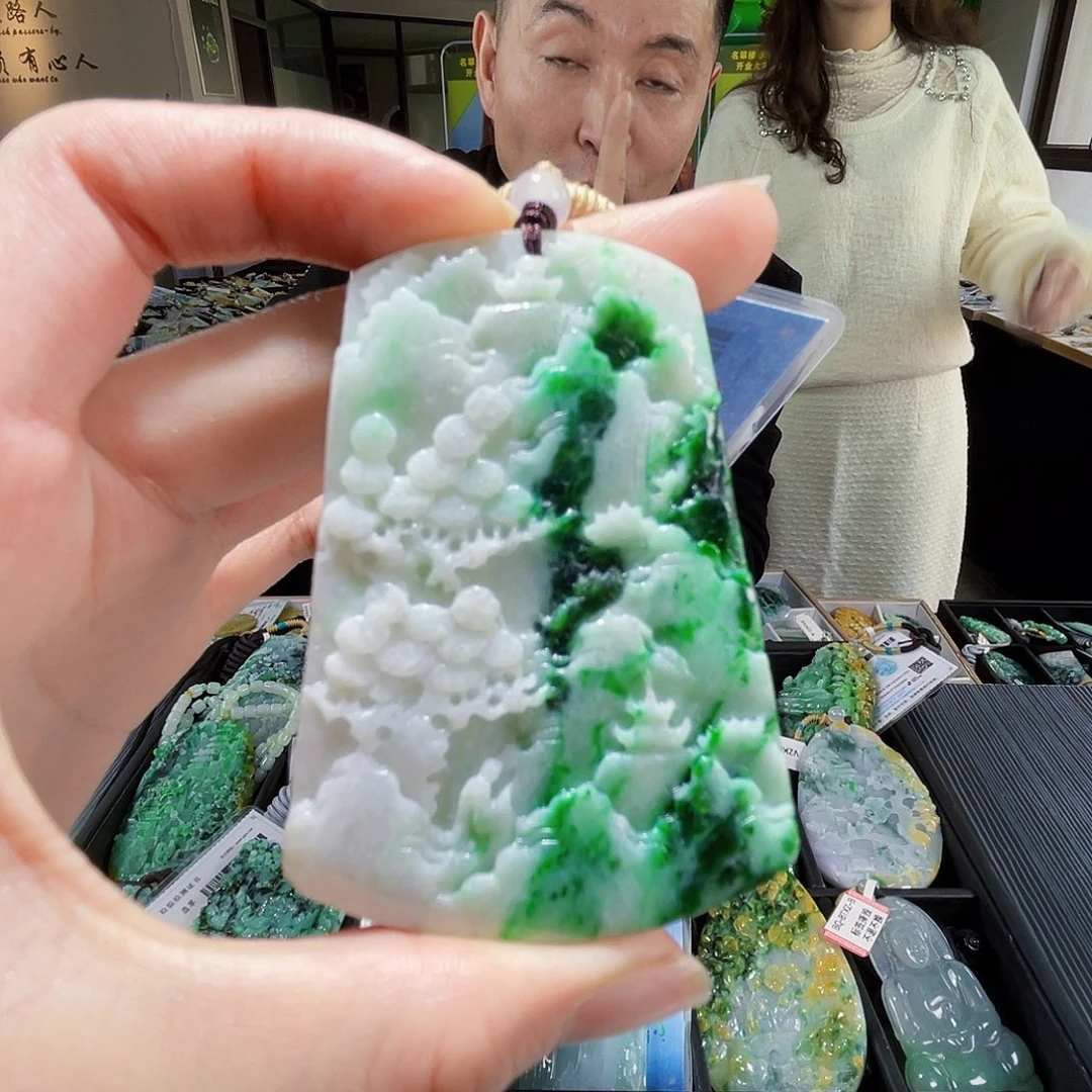 颈饰未镶嵌翡翠翡翠