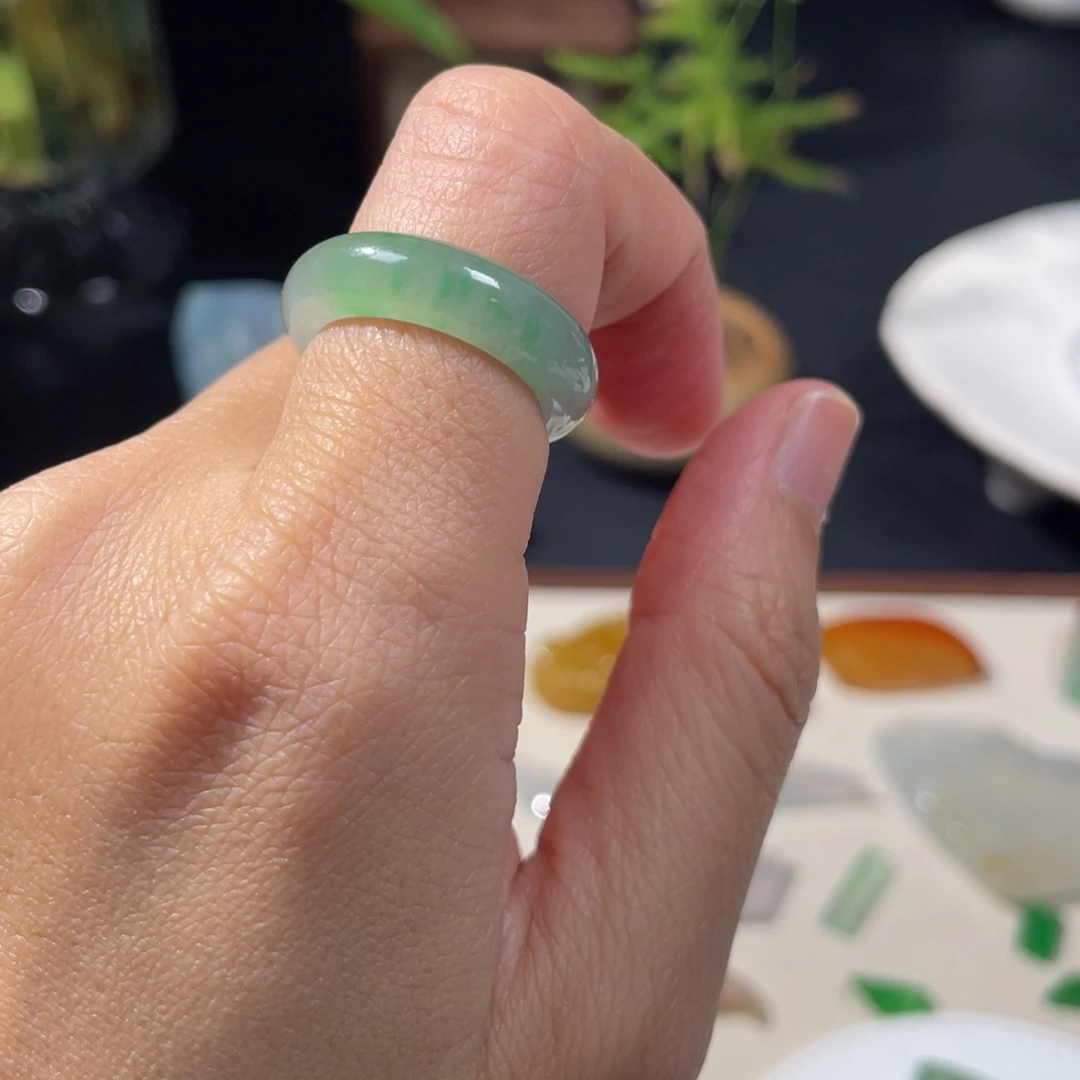 翡翠未镶嵌颈饰15戒圈