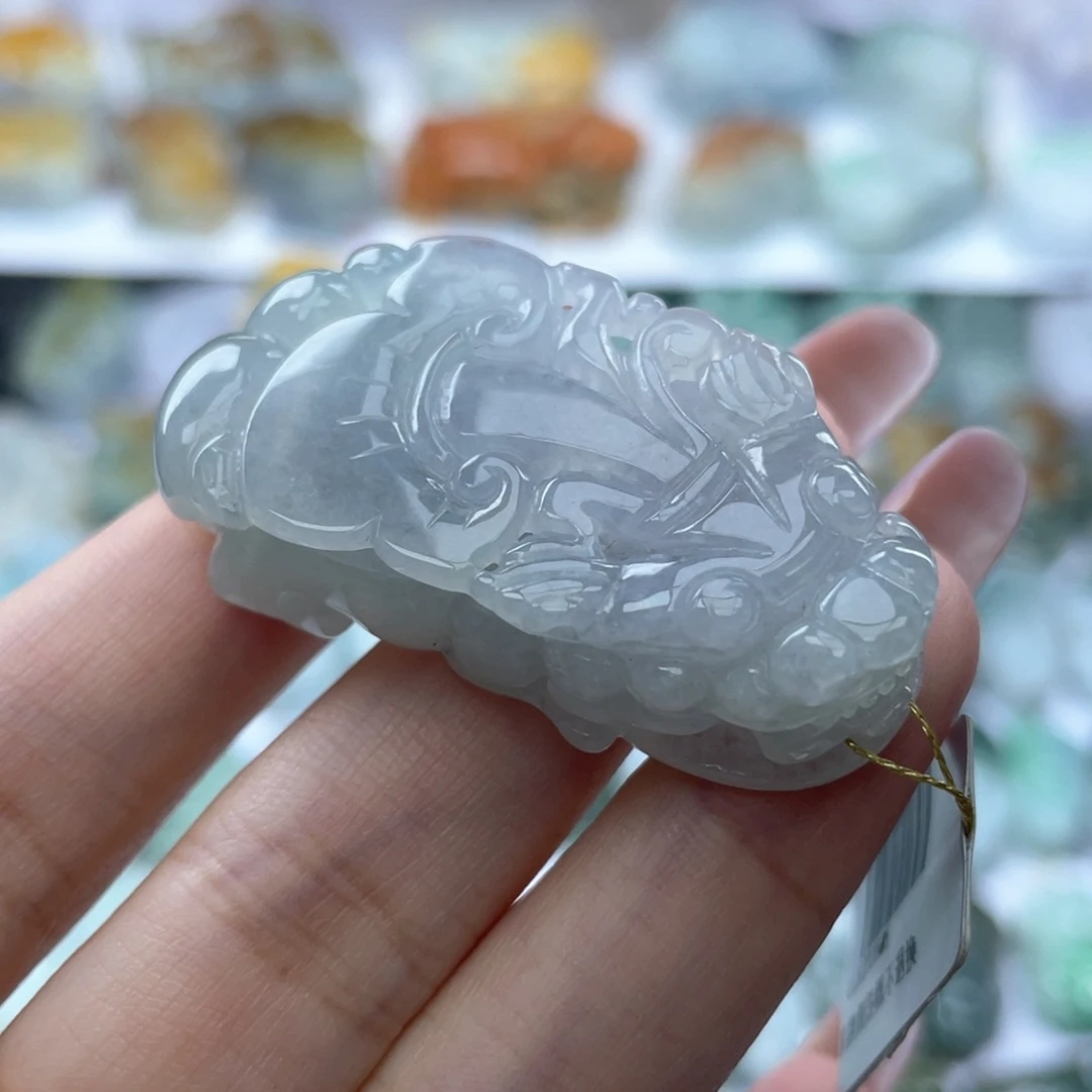 颈饰未镶嵌翡翠貔貅10