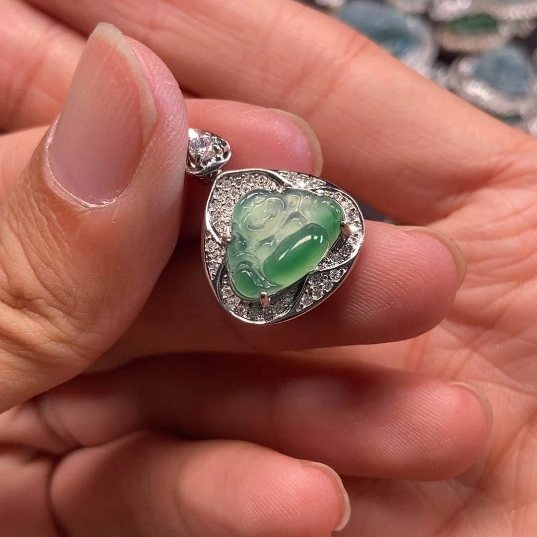 翡翠未镶嵌吊坠(不含链)