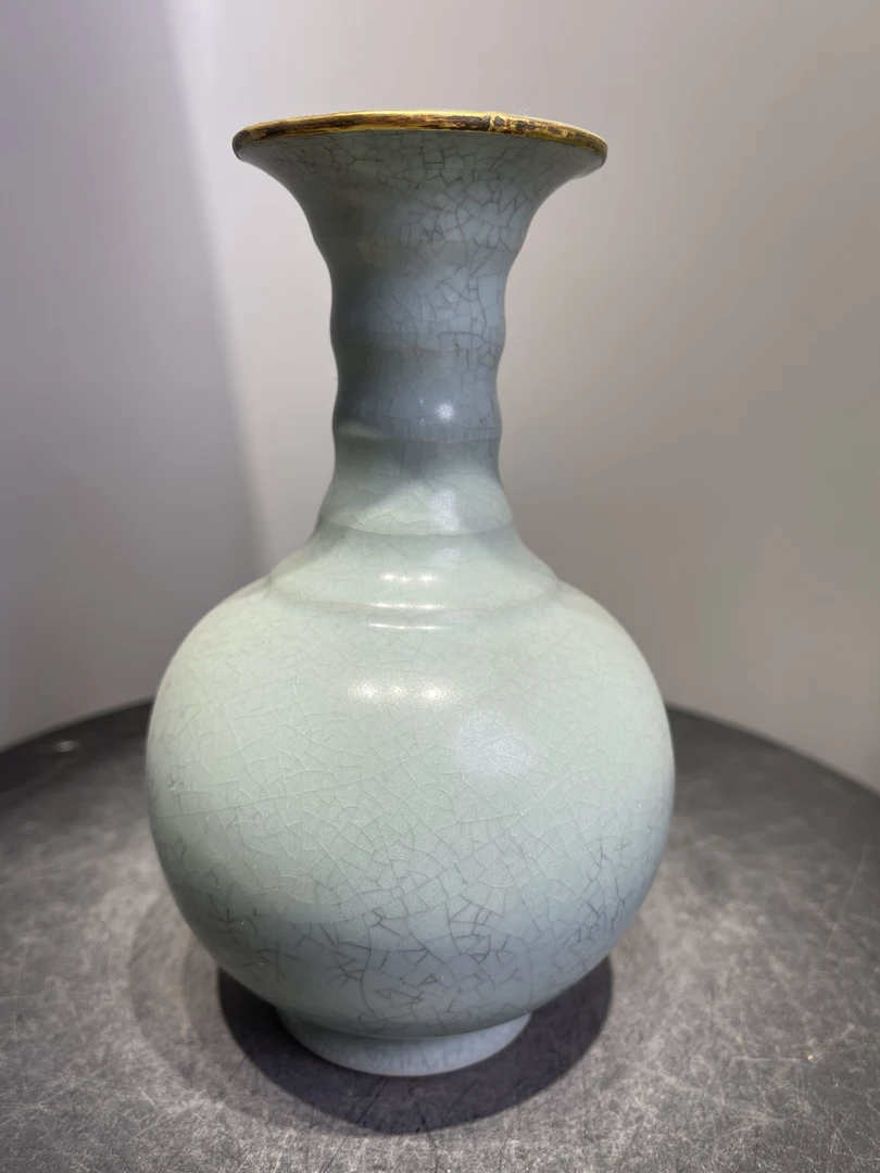 汝窑铜包口竹节瓶