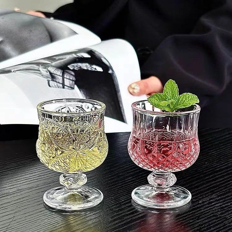 迷你ins高脚杯刻花钻石玻璃杯网红小号复古蝴蝶高颜值一两白酒杯
