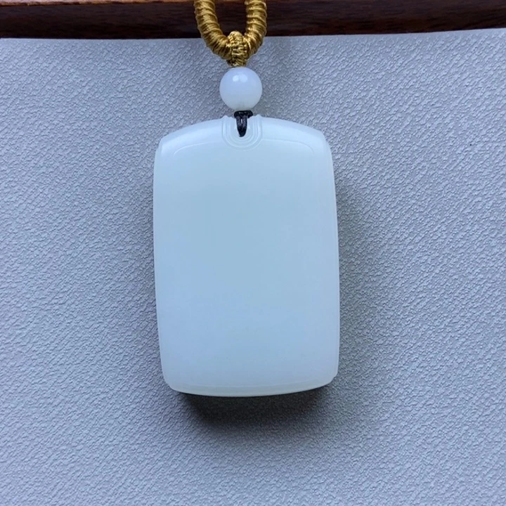 颈饰未镶嵌和田玉禾*