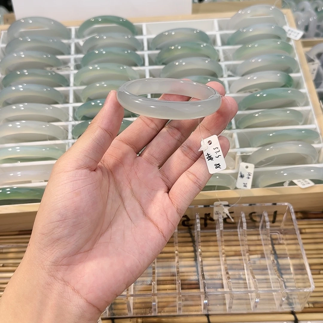 手镯玛瑙/玉髓未镶嵌圈口57.3