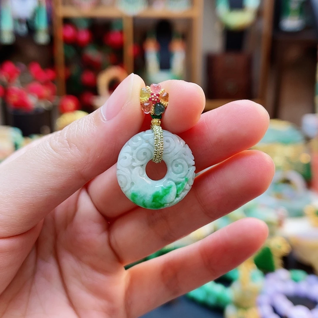 翡翠合金颈饰48小时鉴赏期