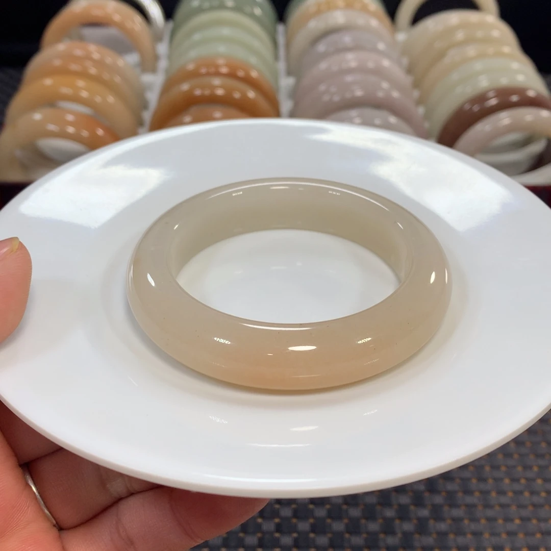 石英质玉（佘太翠）未镶嵌手镯漏57.8一口糖11号