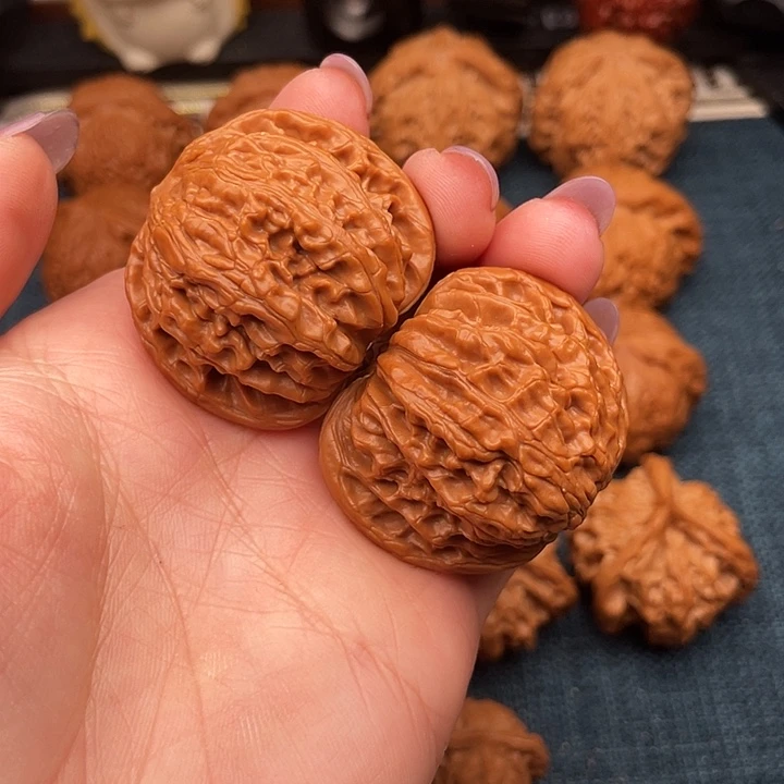 文玩核桃把件全品山地磨40