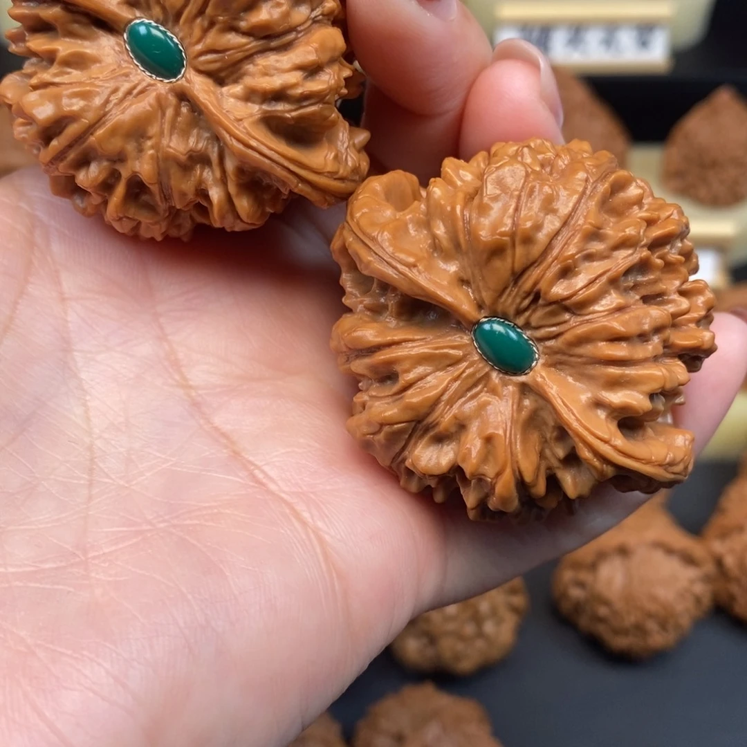 吊坠文玩核桃大***直官帽