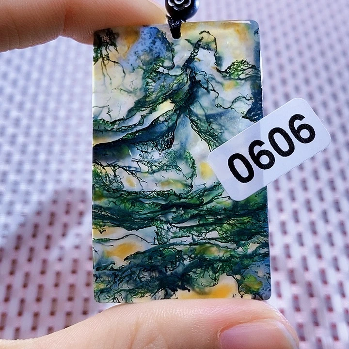 玛瑙/玉髓颈饰合金阿*哥