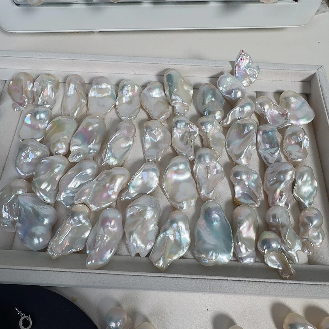 脸***了颈饰银S925镶嵌淡水珍珠
