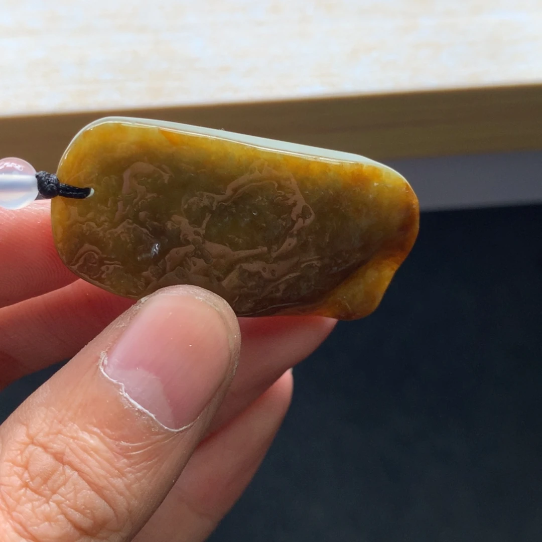 翡翠未镶嵌颈饰吊坠