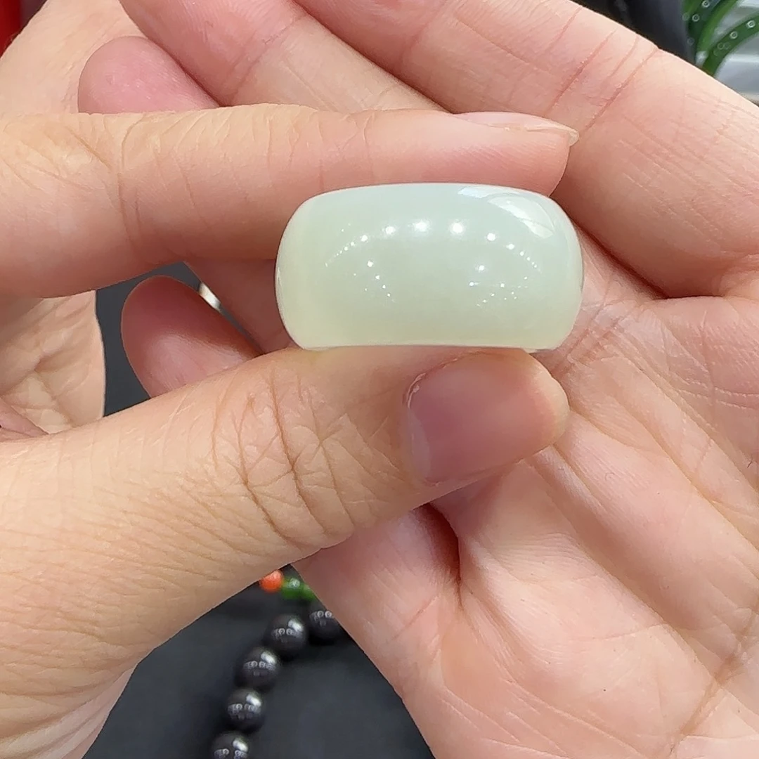 和田玉戒指未镶嵌俄料12号