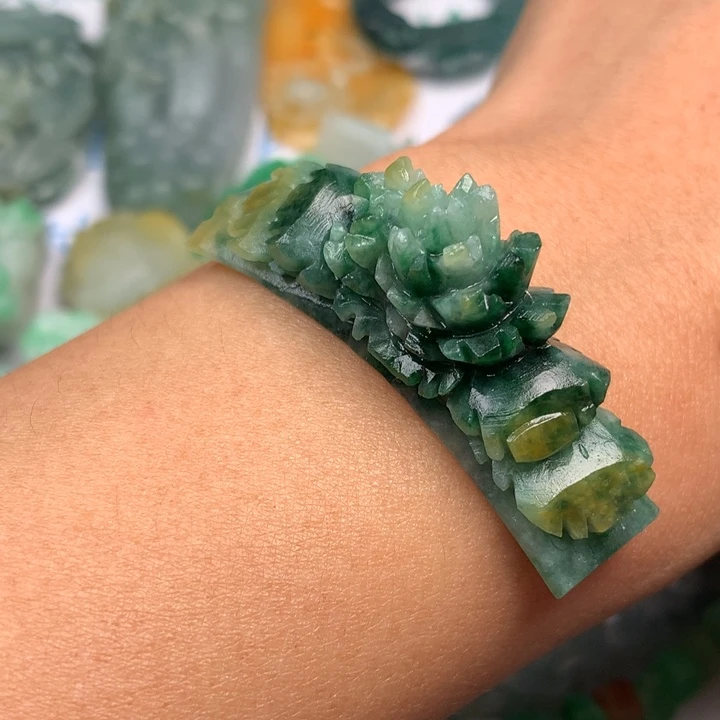 定制翡翠未镶嵌翡翠