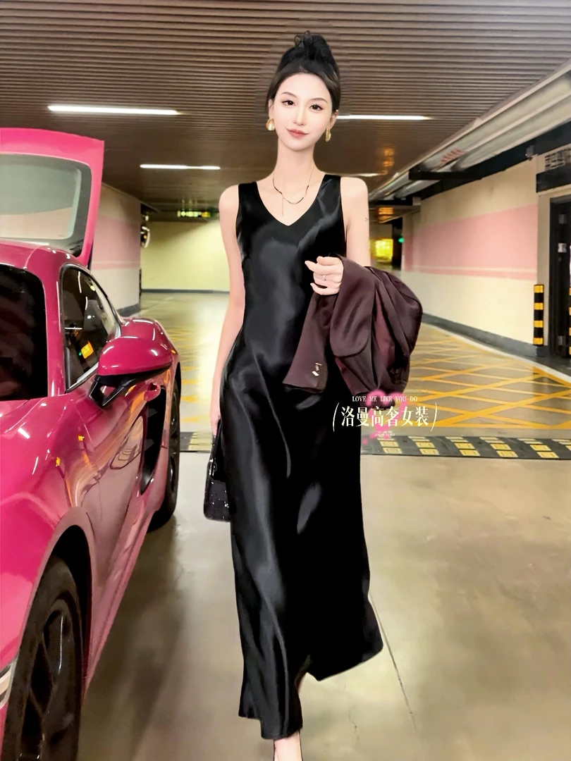 背心裙宽肩醋酸V字领带显瘦气质时尚冰感打底女士长款吊带裙春夏