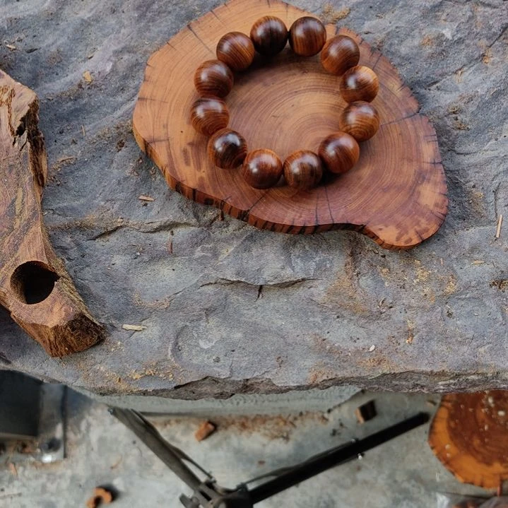 柏木（崖柏）2.0黑油陈华料太行崖柏