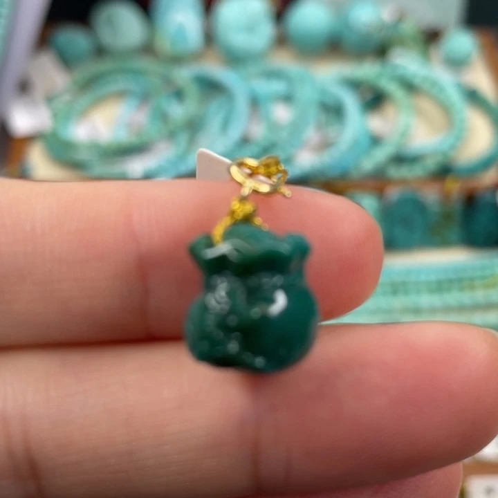 未镶嵌绿松石挂件