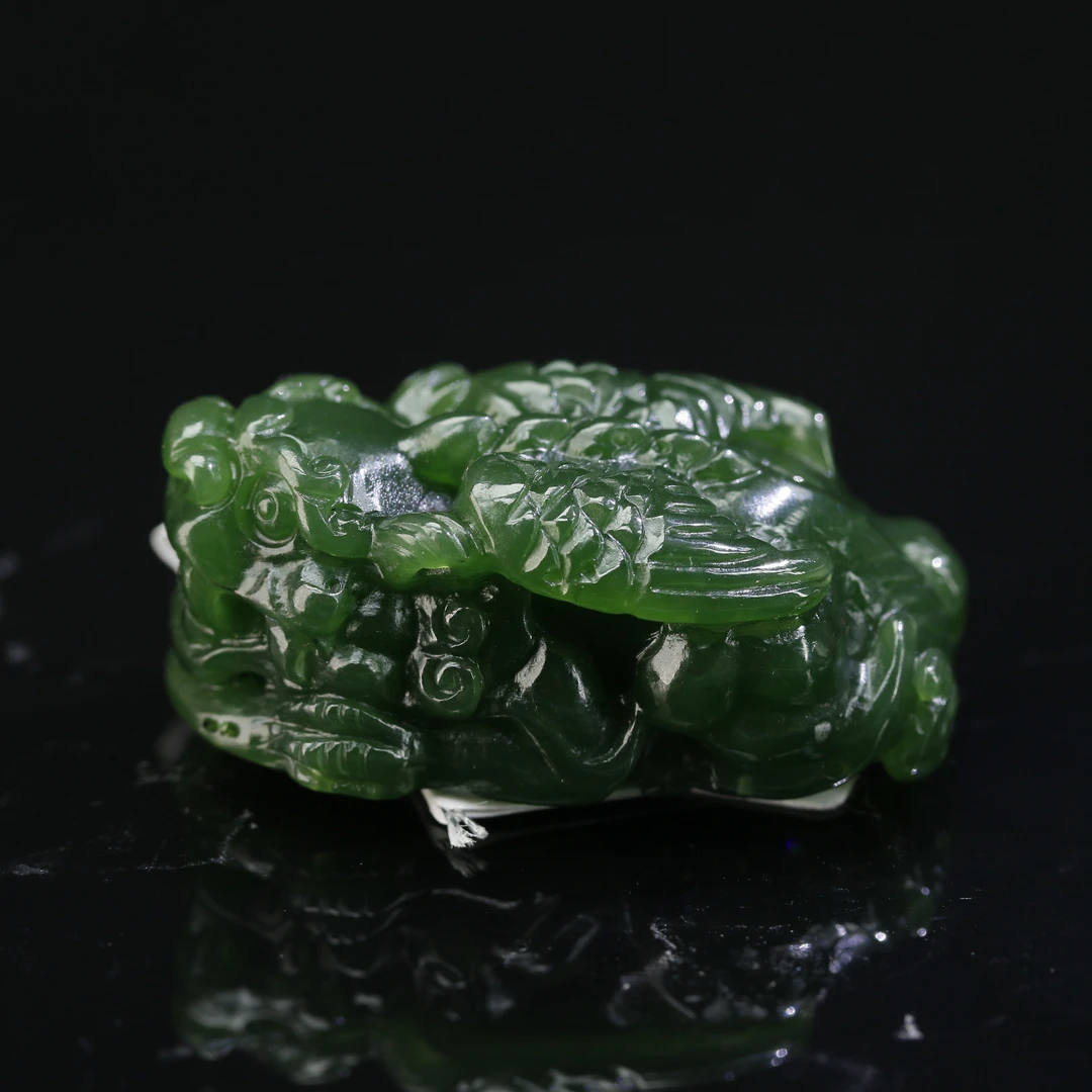 22和田玉老矿碧玉飞天貔貅/900331北京中保拍卖