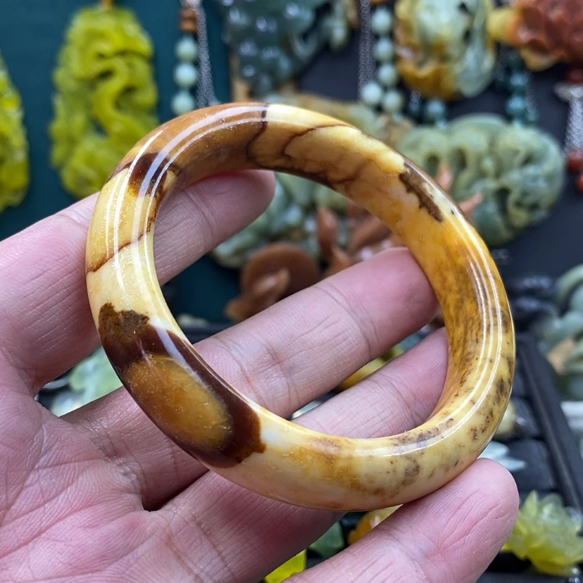 【闪购商品】未镶嵌岫玉手镯58