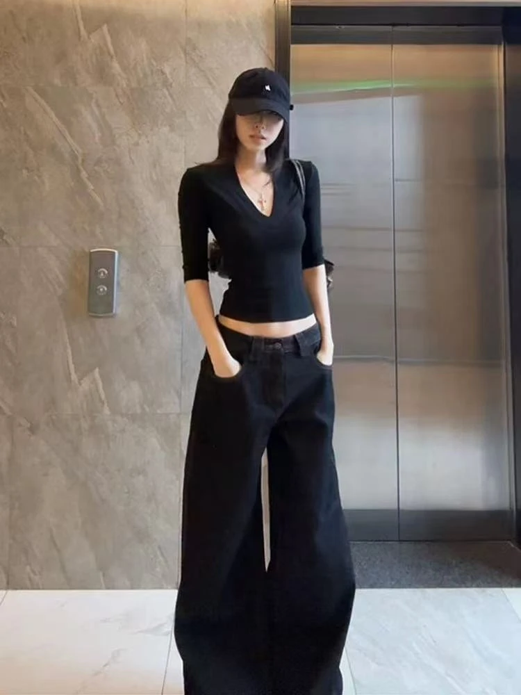 2025新款黑色v领五分袖t恤女夏季高级感气质名媛修身显瘦百搭上衣