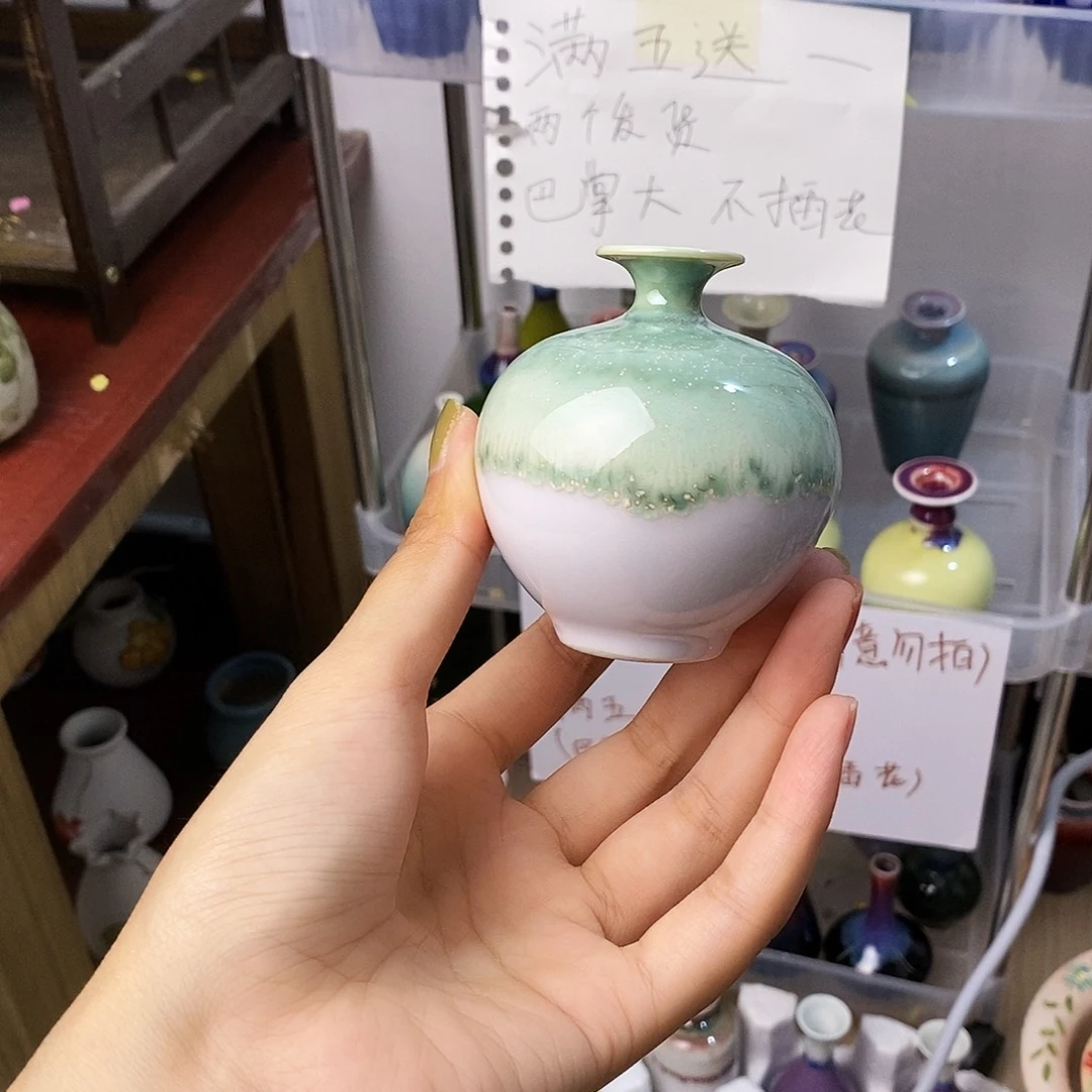 摆件巴掌大不插花景德镇高温陶瓷小花器