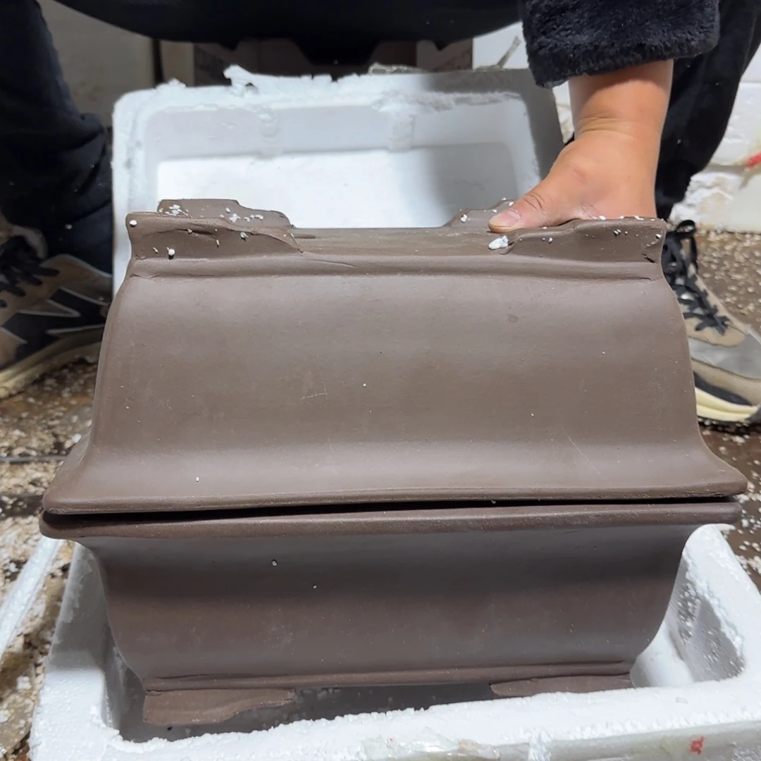 紫砂花盆口径26 18高度10