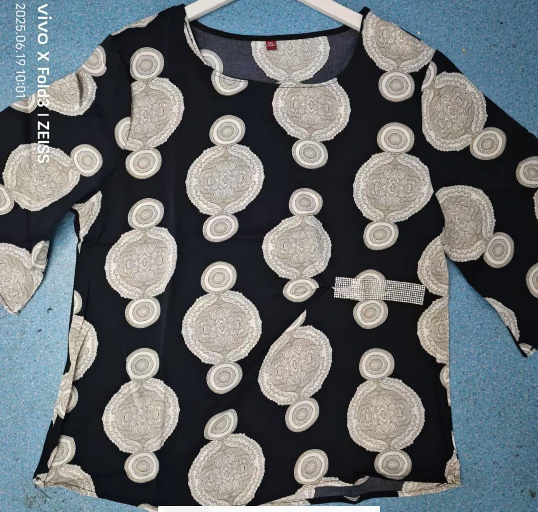 F252新款时尚洋气百搭气质显瘦短袖T恤女生上衣 印花娃娃领