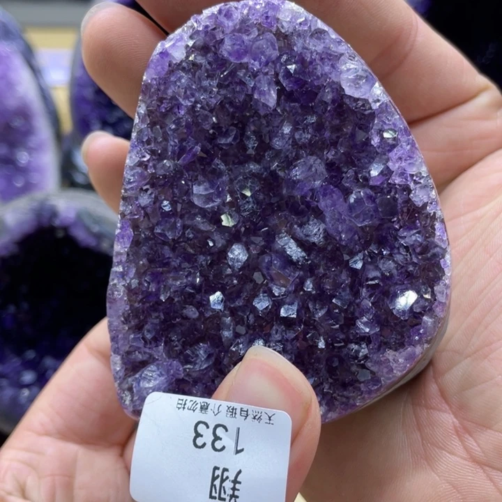 未镶嵌水晶大型摆件（非配饰）