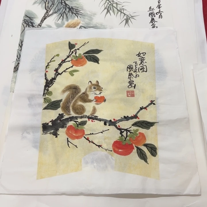 国画花鸟等多种鸟类的栖息