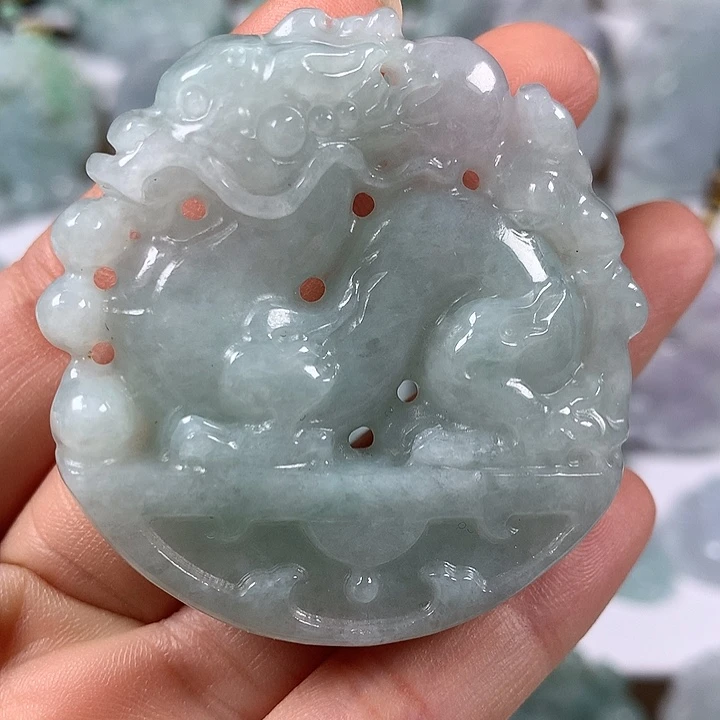 颈饰未镶嵌翡翠仿古龙行天下两面工艺福利卡厚12+