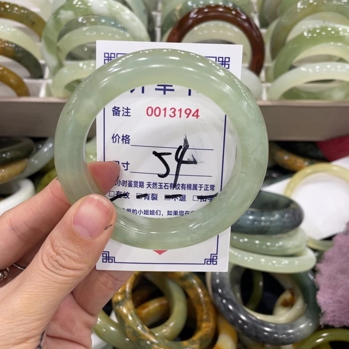未镶嵌蛇纹石玉手镯