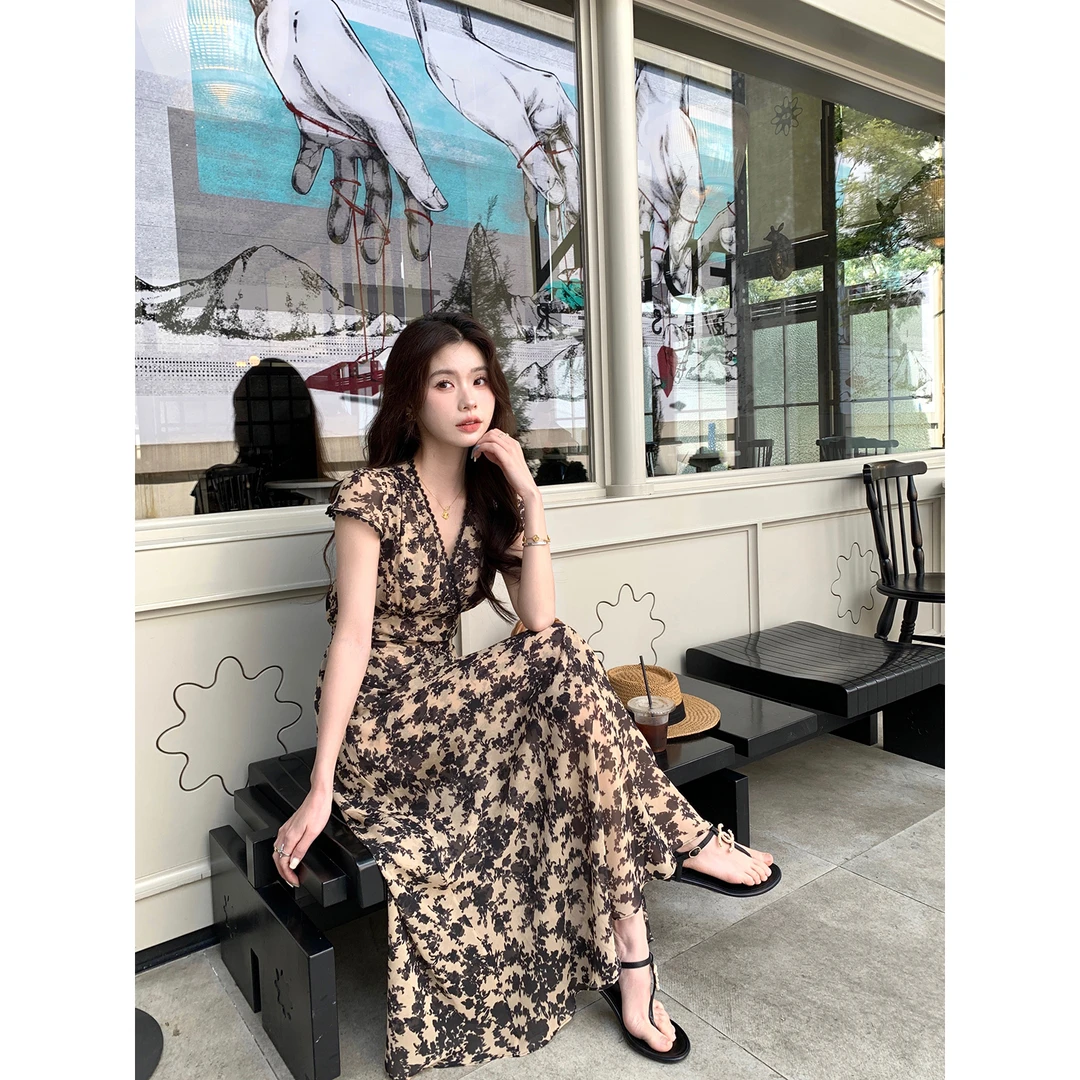 Syeee 迷迭香 法式复古蕾丝v领碎花连衣裙女夏季修身显瘦气质长裙