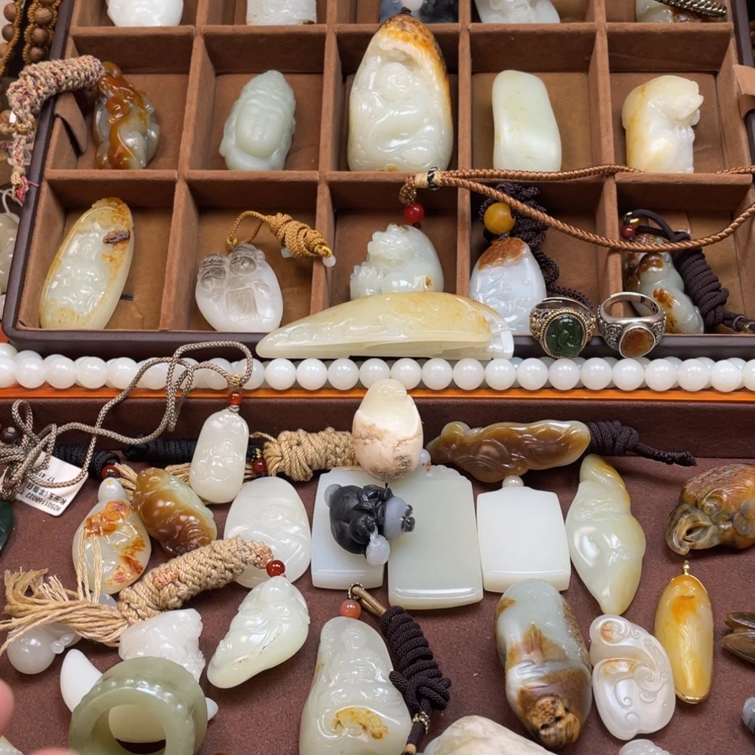 和田玉未镶嵌挂件