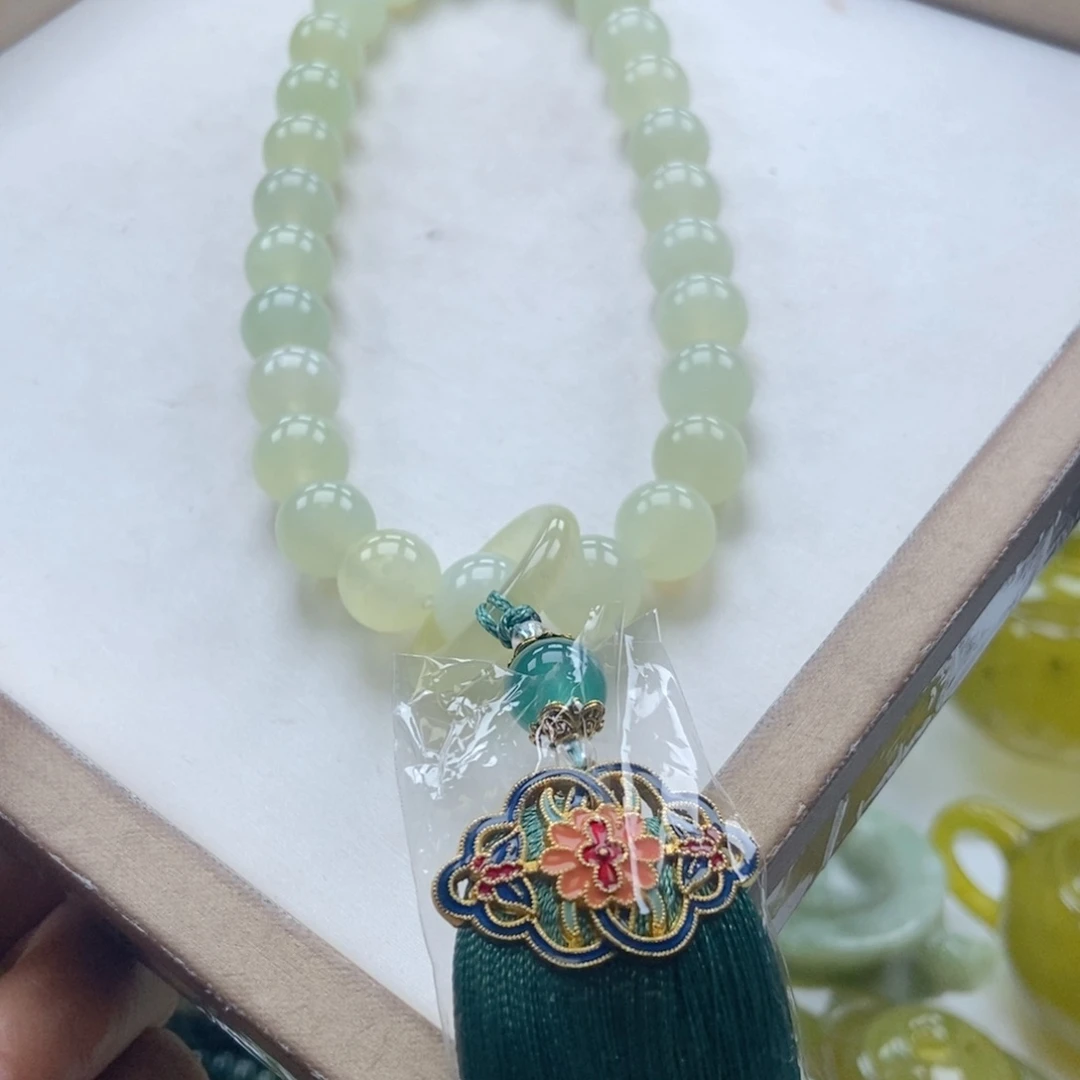 蛇纹石玉未镶嵌手链