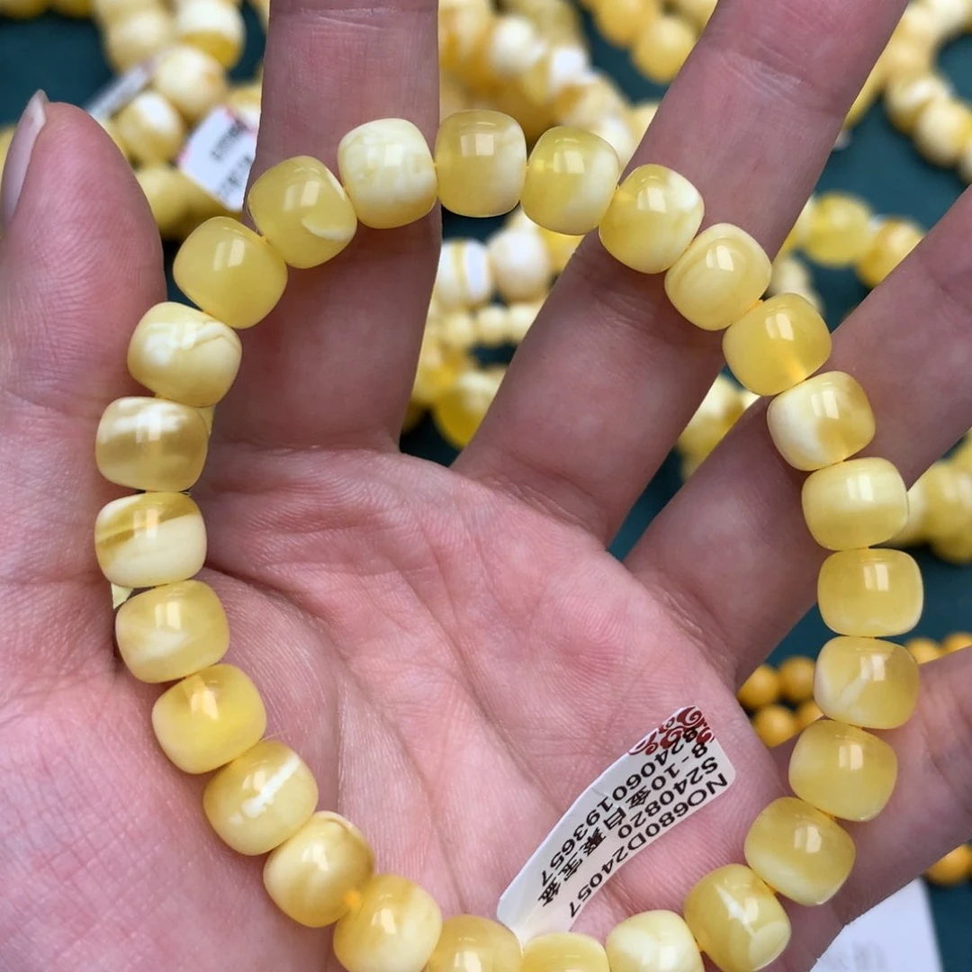 未镶嵌琥珀珠宝奇石