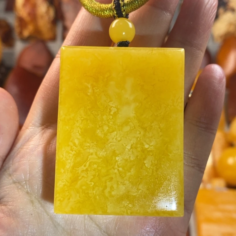 【闪购商品】定制琥珀狼***h裸石。           