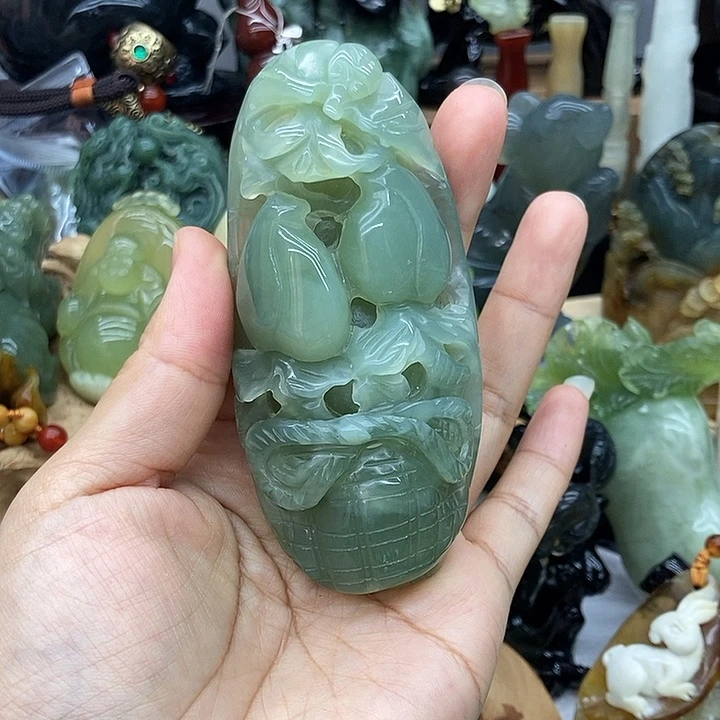岫玉未镶嵌手把件