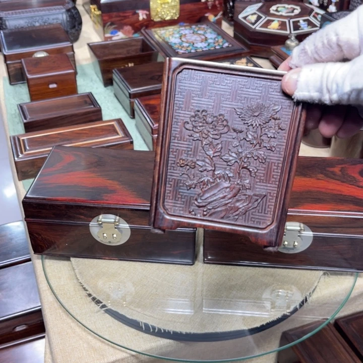 紫檀木类成套家具