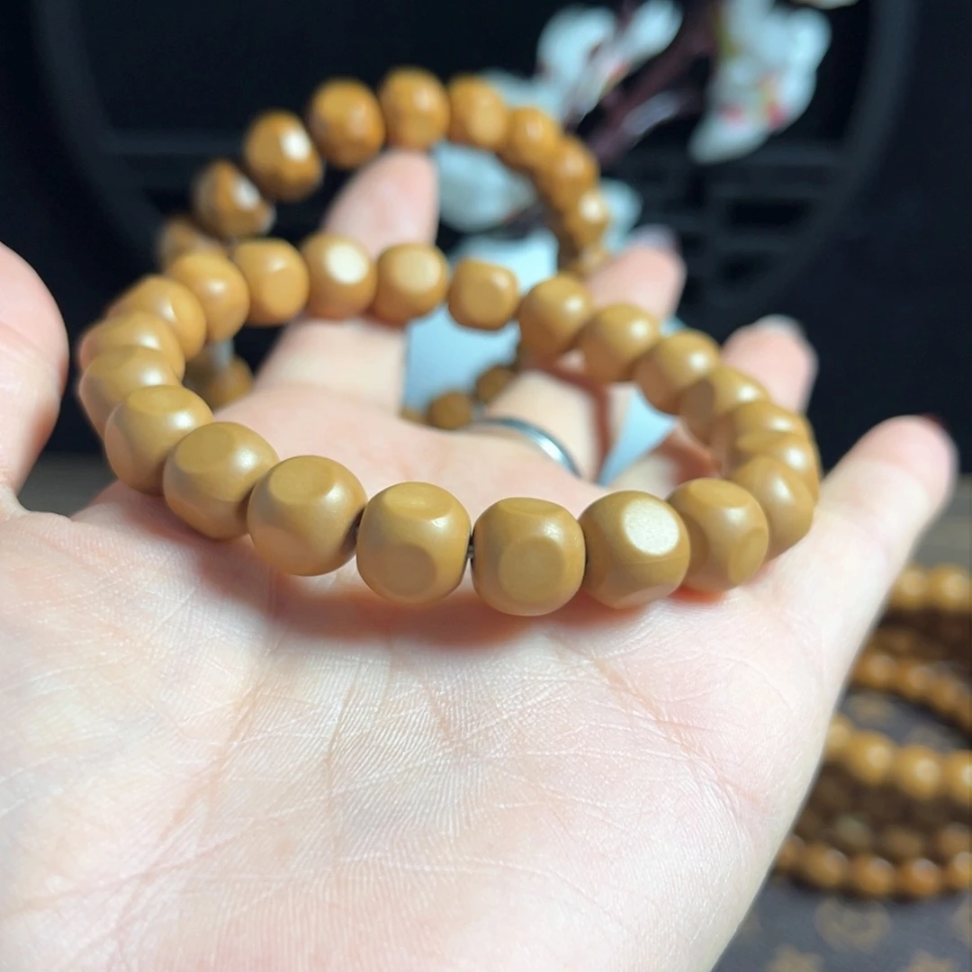 猴头核桃手串猴头