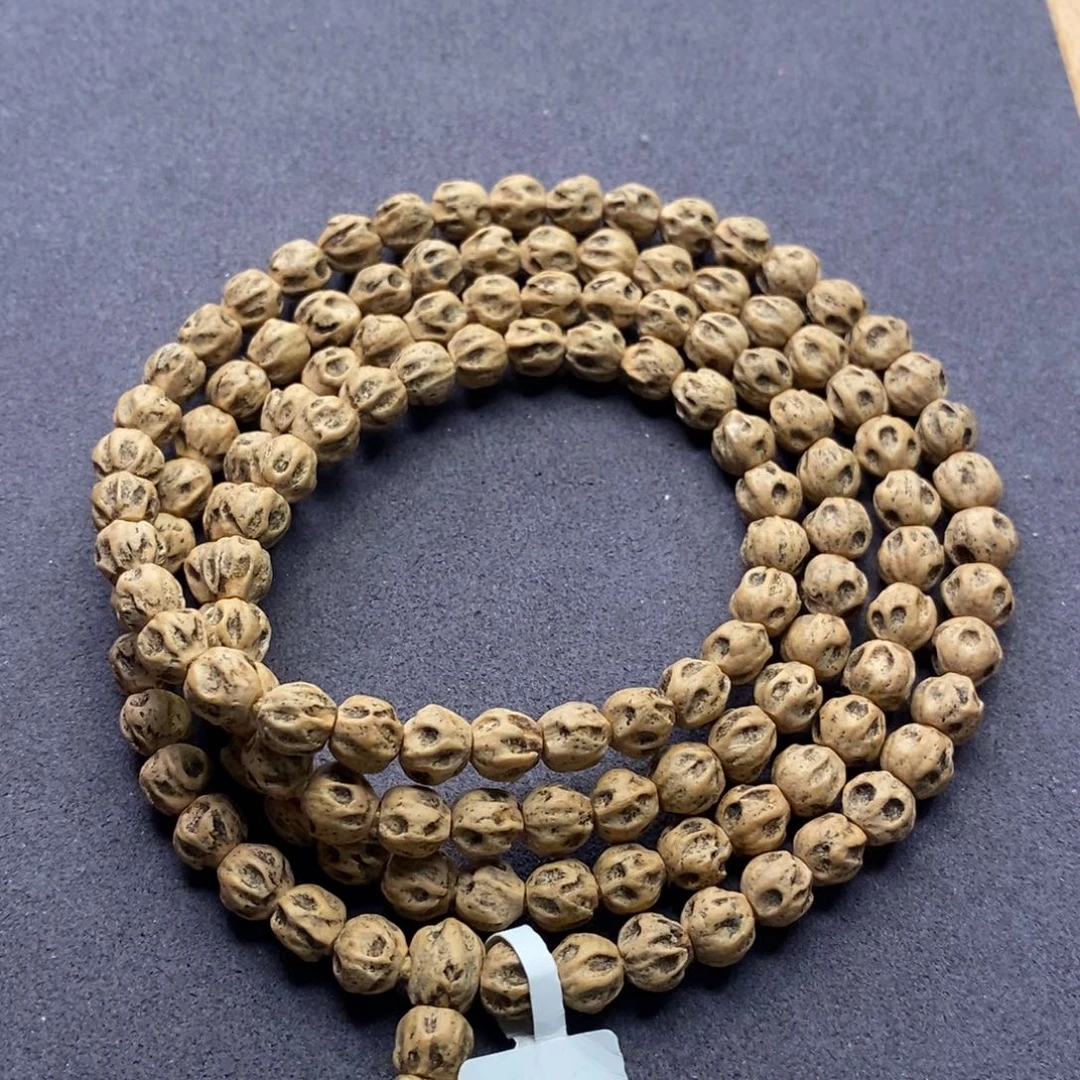 柏香籽/百香籽吊坠那****。