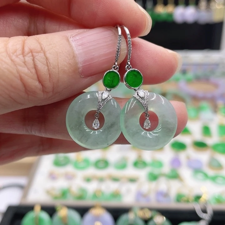 翡翠18K金镶嵌耳饰卡17