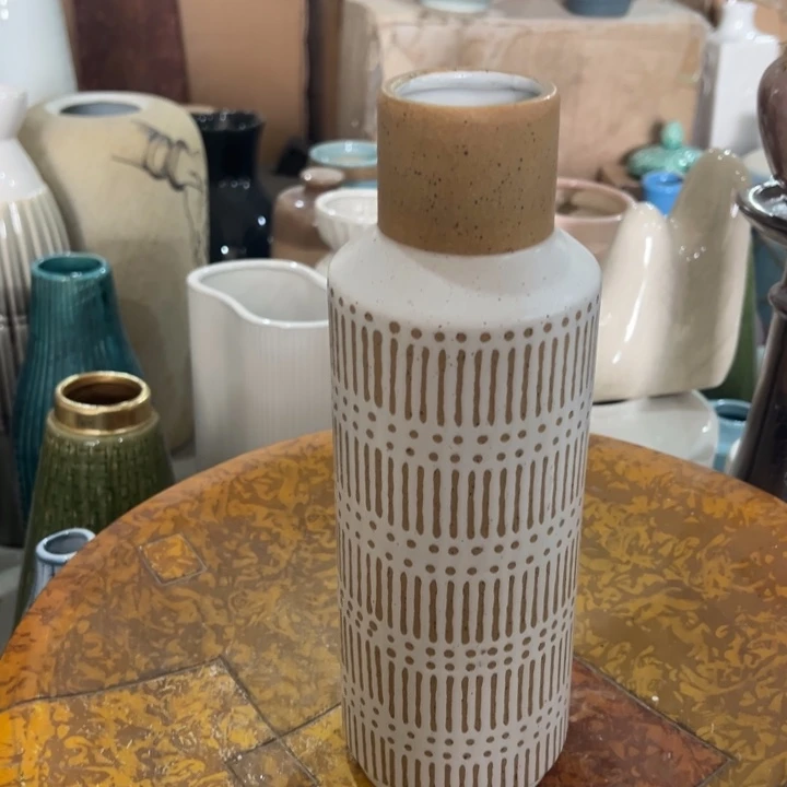 陶瓷花瓶摆件外贸出口（微瑕）高28口5公分