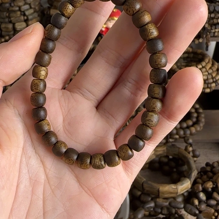 P****珠串奇楠沉香06老型珠单圈3.76克