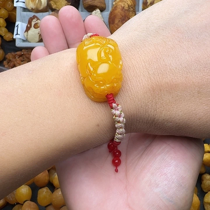 蜜蜡未镶嵌裸石天然蜜蜡手链