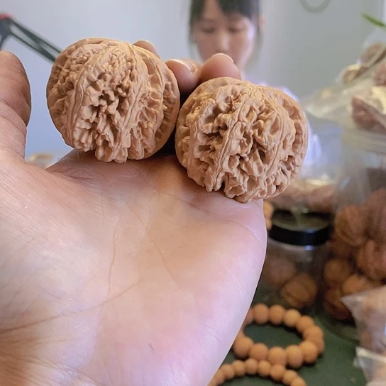 【闪购商品】把件文玩核桃47球粗筋
