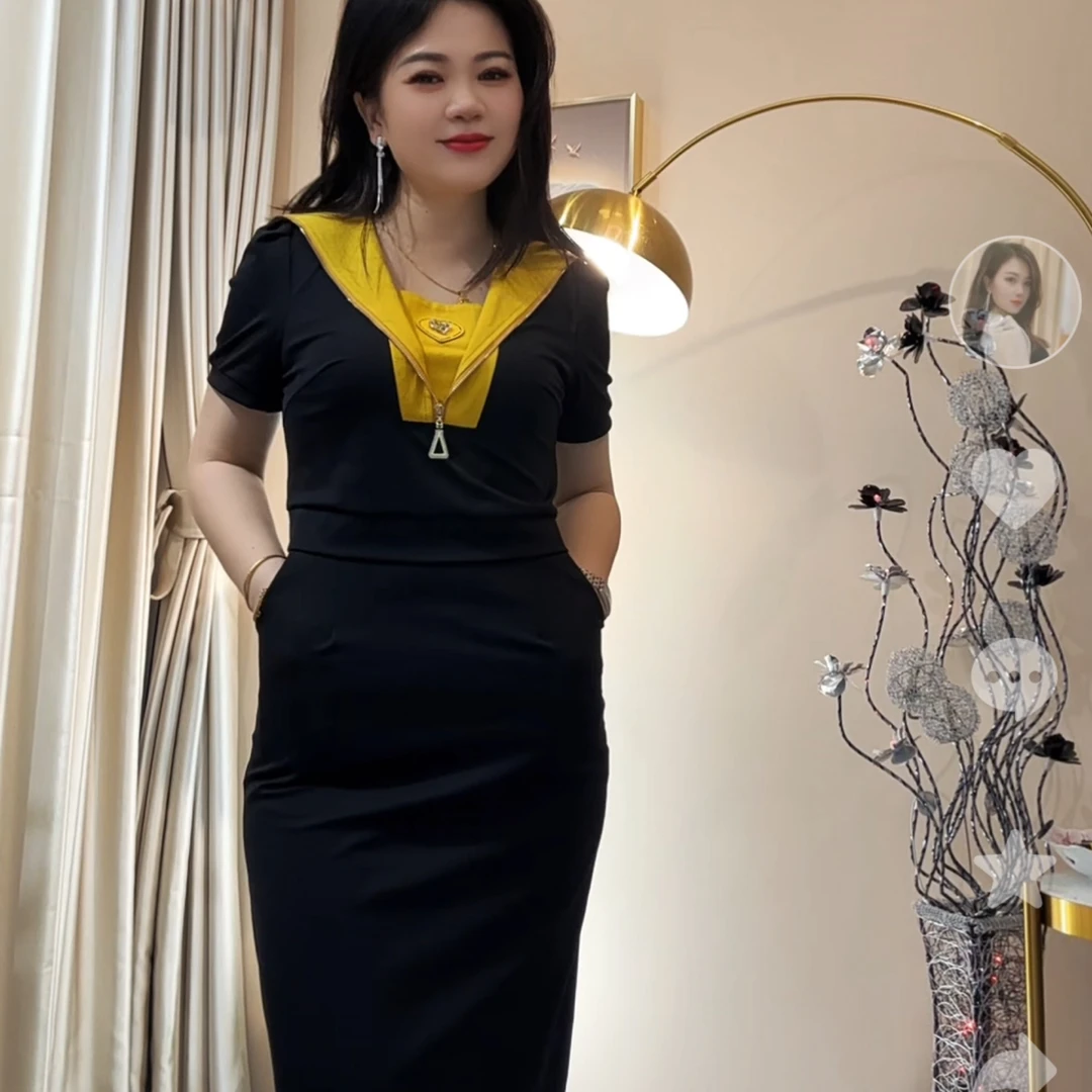 【俊端推荐】2025短袖新款女装气质洋气显瘦时尚收腰翻领弹力连衣裙