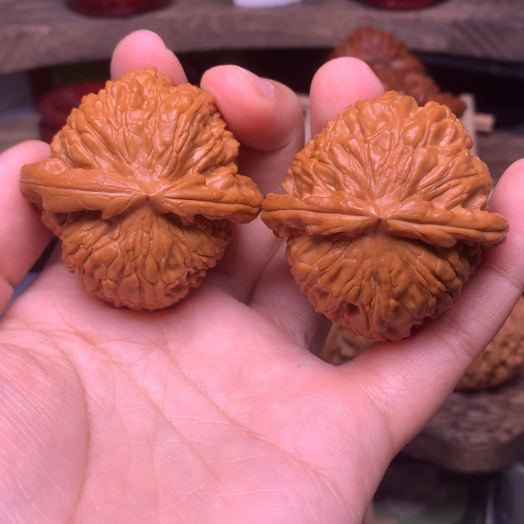 文玩核桃吊坠44球白