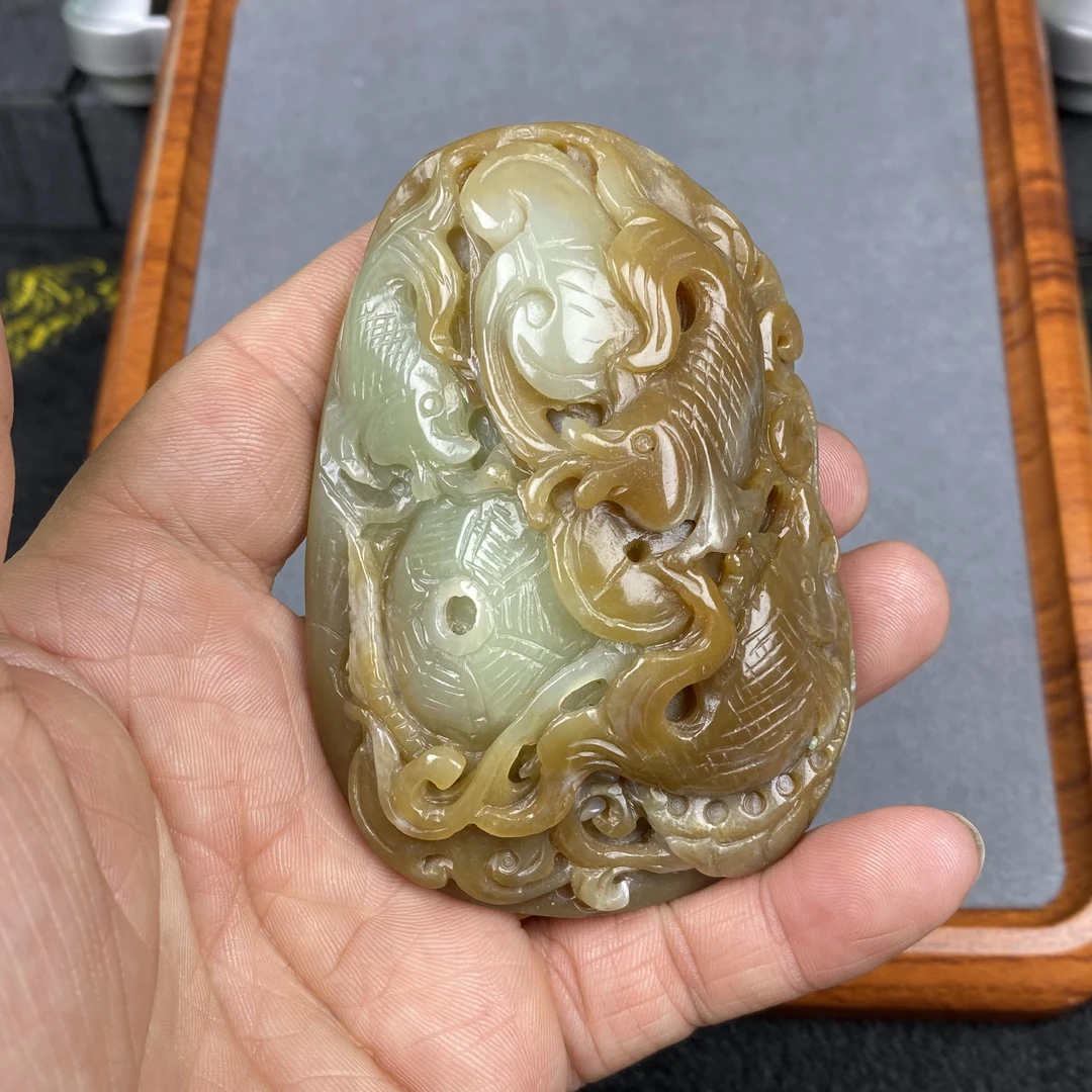 180.2克大把件新疆和田玉且末糖连年有余手把件