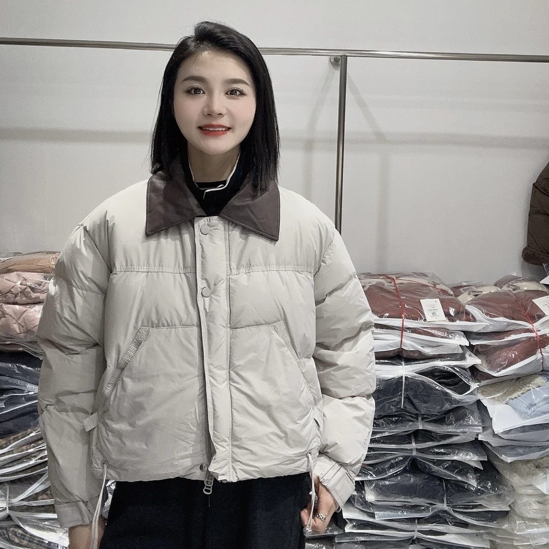 LMM 321 冬季新款设计感90白鸭绒撞色皮领羽绒服女时尚翻领