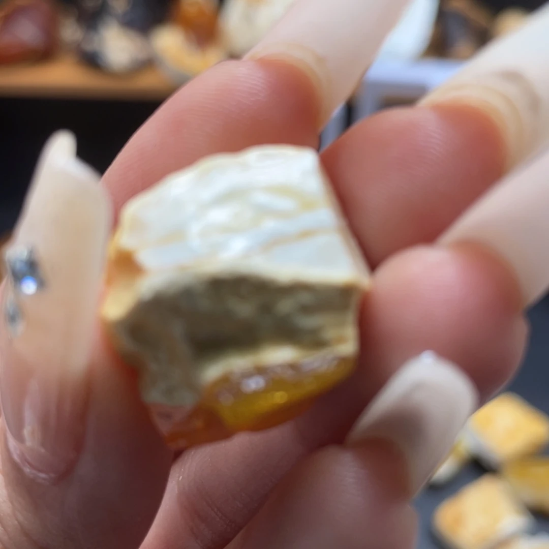 䉙***䋱定制琥珀未镶嵌天然蜜蜡